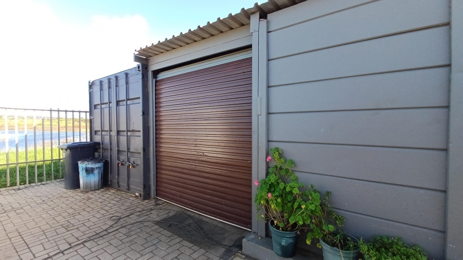 Commercial Property for Sale in N2 Industrial Park Western Cape
